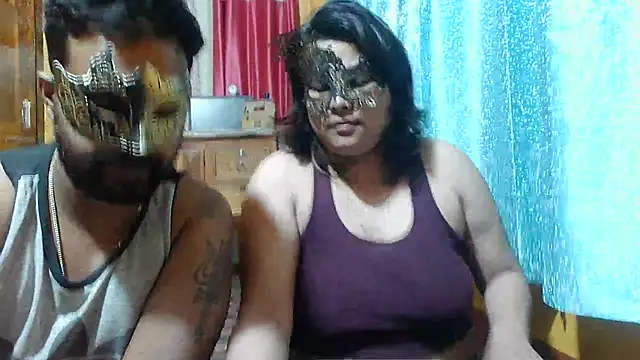 Cutehornycouples online show from 02-19-25, 06:32