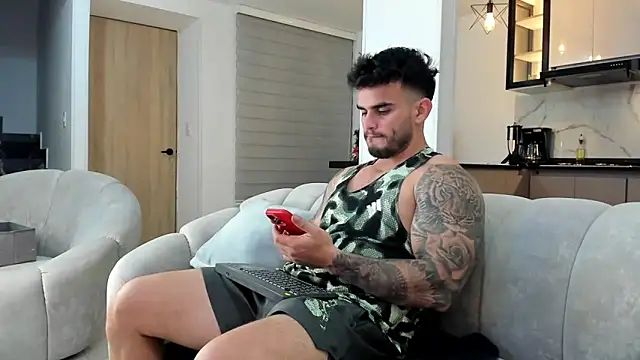 Ricardogo19 online show from 12-03-25, 01:24