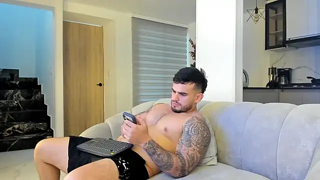 Ricardogo19 online show from 01-10-26, 10:14