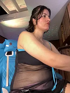 Snapshot of Cristina_Vanegas631 chatting on 12-04-25, 11:35 Cristina Vanegas631 online show from 12-04-25, 11:35