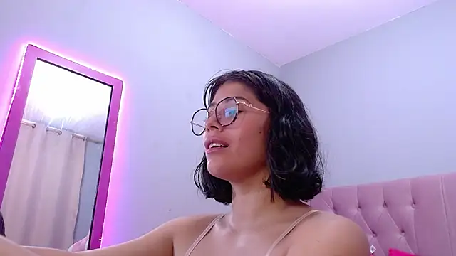 LoaLuxury online show from 03-19-25, 12:26