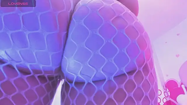 Emelyross  online show from 03-23-25, 06:16