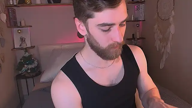 Snapshot of DexterDexx chatting on 12-14-25, 10:25 DexterDexx online show from 12-14-25, 10:25