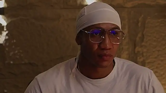 Snapshot of Logan_Varela chatting on 11-25-25, 10:15 Logan Varela online show from 11-25-25, 10:15