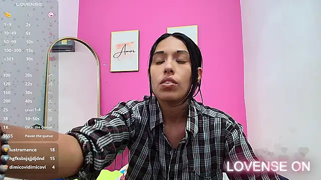 Snapshot of yourcuteneighbourr chatting on 01-11-25, 06:03 yourcuteneighbourr online show from 01-11-25, 06:03