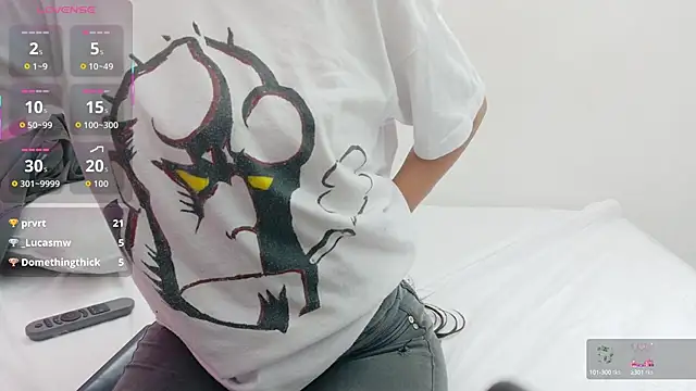 Snapshot of yourcuteneighbourr chatting on 10-16-25, 03:07 yourcuteneighbourr online show from 10-16-25, 03:07