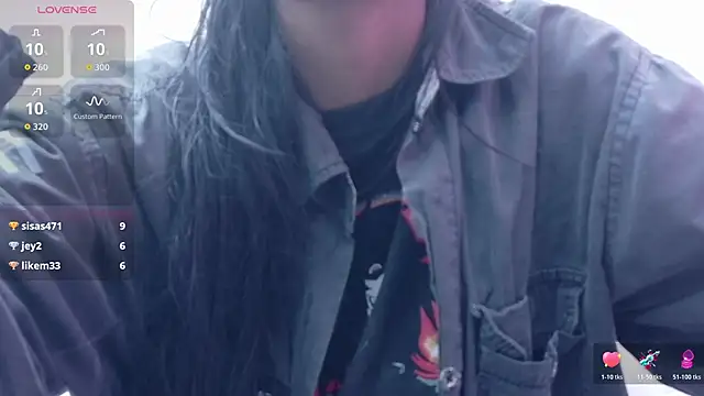 Snapshot of yourcuteneighbourr chatting on 11-12-25, 02:56 yourcuteneighbourr online show from 11-12-25, 02:56