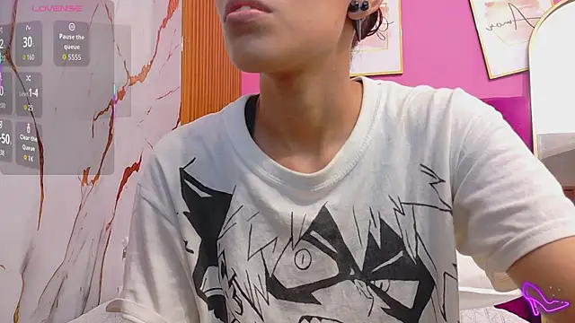 Snapshot of yourcuteneighbourr chatting on 05-12-26, 03:36 yourcuteneighbourr online show from 05-12-26, 03:36