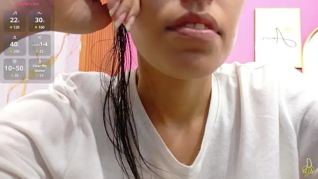 Snapshot of yourcuteneighbourr chatting on 05-28-26, 03:04 yourcuteneighbourr online show from 05-28-26, 03:04