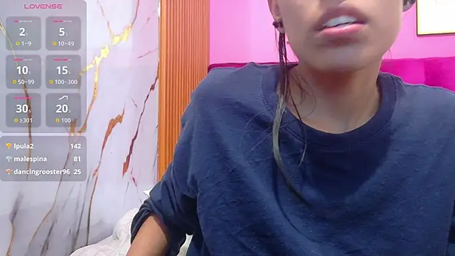 yourcuteneighbourr online show from 06-25-26, 05:12