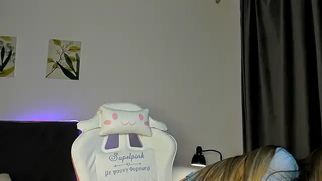 elliediaz online show from 09-23-25, 07:50