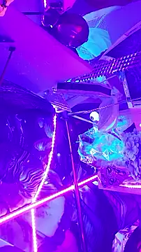 gurlnips online show from 03-27-26, 10:59