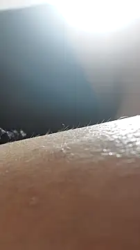 gurlnips online show from 04-25-26, 02:47