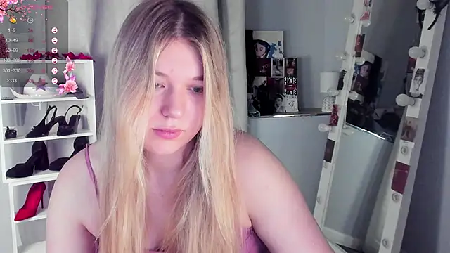 Rebecca Kelly online show from 02-23-26, 02:42