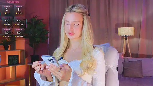 Grace Gordon online show from 09-14-25, 04:55