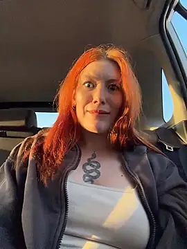 Snapshot of Liv_Fay chatting on 03-27-26, 03:23 Liv Fay online show from 03-27-26, 03:23