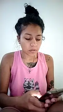 Tiphanydirty3 online show from 10-28-25, 05:59