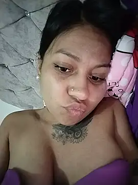 Tiphanydirty3 online show from 05-22-26, 04:52