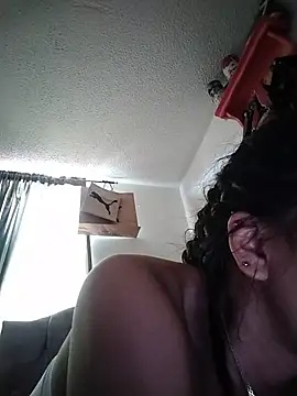 Snapshot of Tiphanydirty3 chatting on 07-08-26, 05:17 Tiphanydirty3 online show from 07-08-26, 05:17