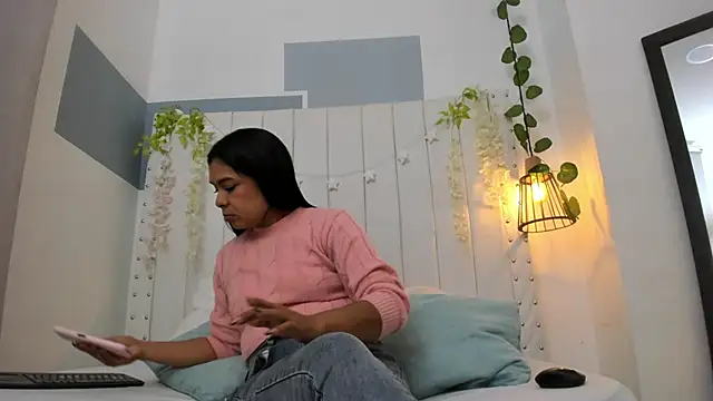 hannah gray online show from 12-05-25, 11:08