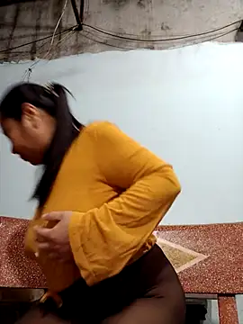 Queen 18200 online show from 12-21-25, 10:06