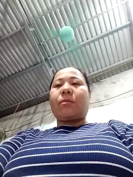 Queen 18200 online show from 03-25-26, 10:38