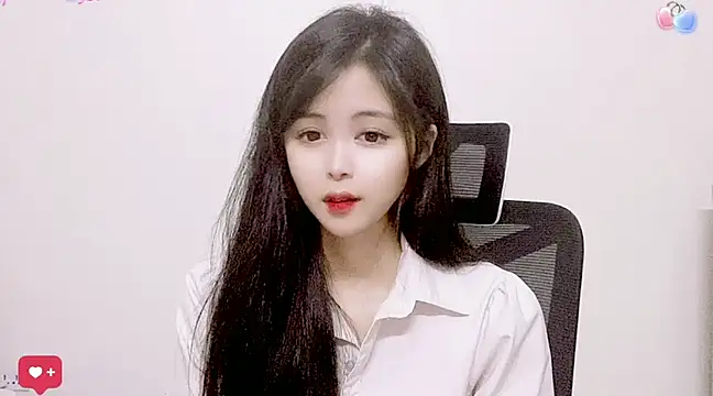 Snapshot of ---MIA--- chatting on 03-21-25, 04:18 ---MIA--- online show from 03-21-25, 04:18