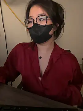 Snapshot of Jenni_nana chatting on 12-20-24, 07:01 Jenni nana online show from 12-20-24, 07:01