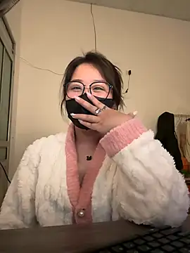 Snapshot of Jenni_nana chatting on 12-21-24, 11:44 Jenni nana online show from 12-21-24, 11:44