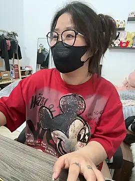 Snapshot of Jenni_nana chatting on 03-19-25, 10:00 Jenni nana online show from 03-19-25, 10:00