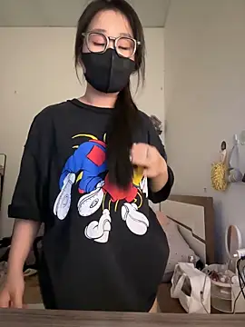 Snapshot of Jenni_nana chatting on 10-15-25, 06:02 Jenni nana online show from 10-15-25, 06:02