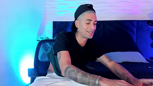 DrakeNeumann online show from 11-10-25, 03:38