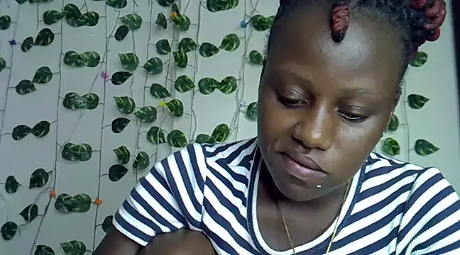 Snapshot of sexybree_ chatting on 02-04-25, 06:17 sexybree  online show from 02-04-25, 06:17