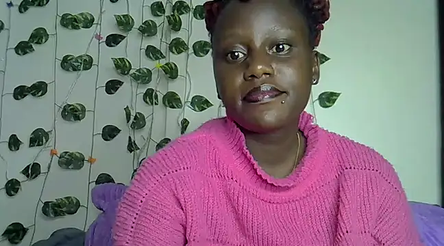 Snapshot of sexybree_ chatting on 02-06-25, 12:54 sexybree  online show from 02-06-25, 12:54