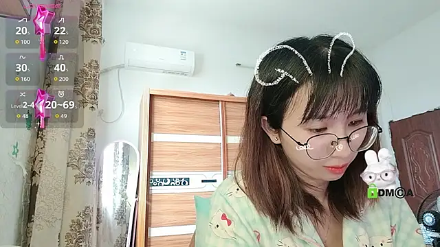 Lili 666 online show from 10-28-25, 06:28