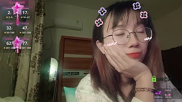 Lili 666 online show from 11-06-25, 08:21