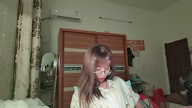 Lili 666 online show from 06-23-26, 03:54