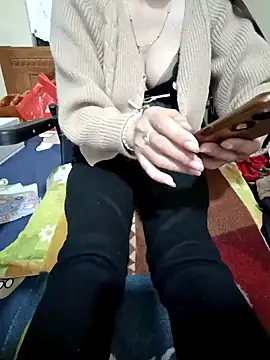 Snapshot of Hotpussy3ox chatting on 02-10-25, 09:47 Hotpussy3ox online show from 02-10-25, 09:47