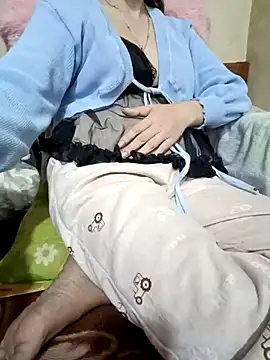 Snapshot of Hotpussy3ox chatting on 02-24-25, 03:42 Hotpussy3ox online show from 02-24-25, 03:42