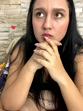 Snapshot of saray_gomez22 chatting on 02-23-25, 05:34 saray gomez22 online show from 02-23-25, 05:34