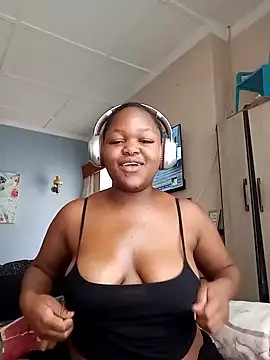 Sexymamibo online show from 03-18-25, 12:14