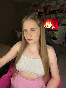 Lexi noah online show from 02-06-25, 08:13