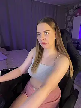 Lexi noah online show from 03-11-25, 07:36