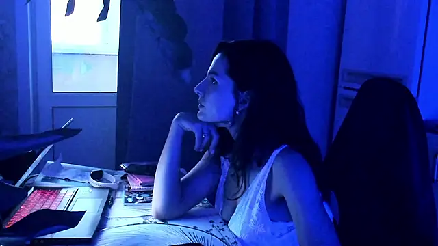 Snapshot of April_o_Nill chatting on 10-03-25, 02:14 April o Nill online show from 10-03-25, 02:14