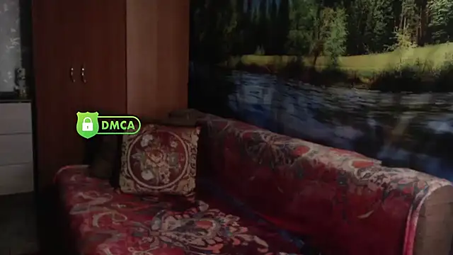 Snapshot of RositaSky chatting on 12-19-24, 10:21 RositaSky online show from 12-19-24, 10:21