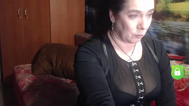 Snapshot of RositaSky chatting on 02-08-25, 08:31 RositaSky online show from 02-08-25, 08:31