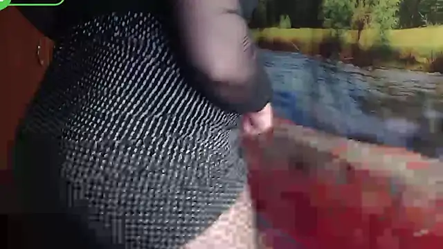 Snapshot of RositaSky chatting on 02-28-25, 12:10 RositaSky online show from 02-28-25, 12:10