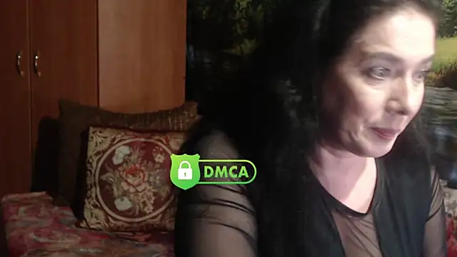 Snapshot of RositaSky chatting on 02-28-25, 06:21 RositaSky online show from 02-28-25, 06:21