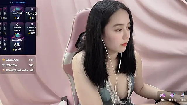 Snapshot of Cat1314 chatting on 03-14-25, 03:47 Cat1314 online show from 03-14-25, 03:47