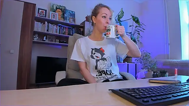 LylithSkye online show from 03-14-26, 05:24